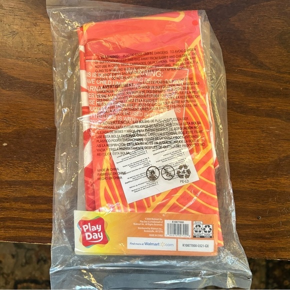 New In Package Play Day Orange Inflatable Tube Float - Picture 2 of 2